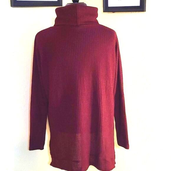Turtleneck Sweater, Maroon, Size XS - Picture 3 of 6